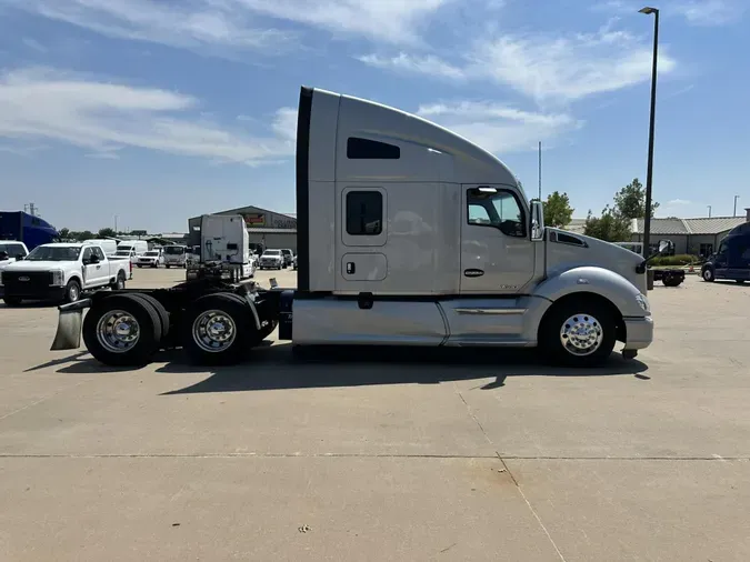 2022 Kenworth T6808d32f868a414bd7449a5c9e96c90da5e