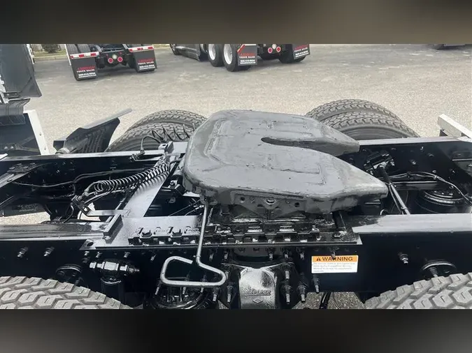 2020 FREIGHTLINER CA126