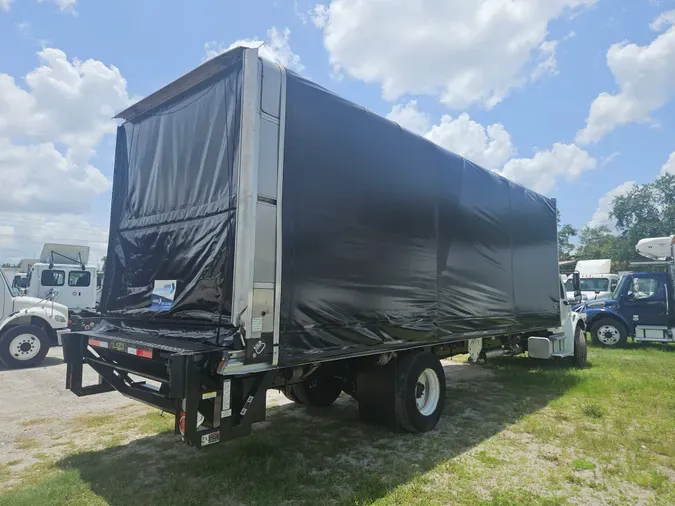 2015 FREIGHTLINER/MERCEDES M2 106