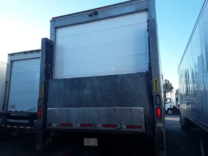 2018 FREIGHTLINER/MERCEDES M2 106