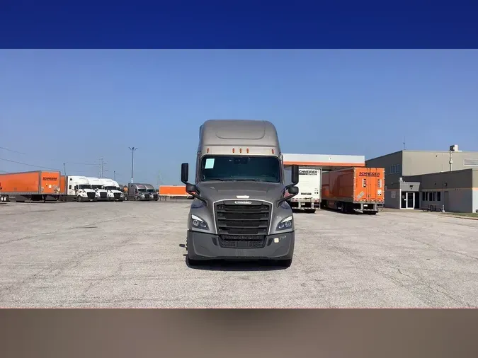 2023 Freightliner Cascadia 126