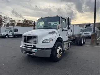 2016 FREIGHTLINER/MERCEDES M2 106