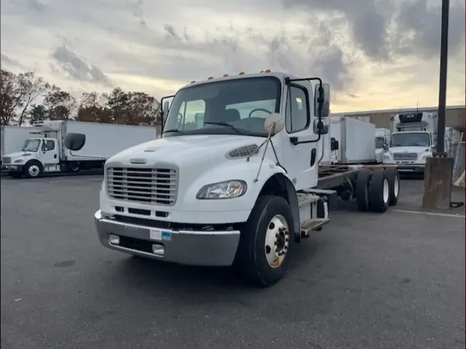 2016 FREIGHTLINER/MERCEDES M2 1068d42379505965e4055f8c3dc93559967