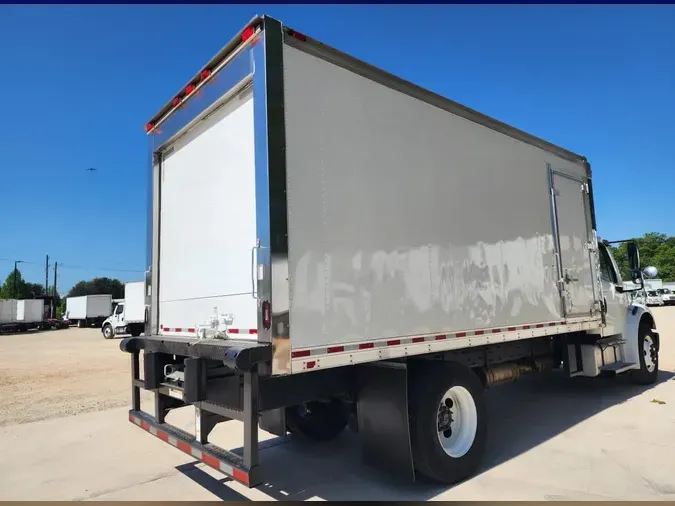 2017 FREIGHTLINER/MERCEDES M2 1068d4f5b8e6039722f7c8718a18caeaaac