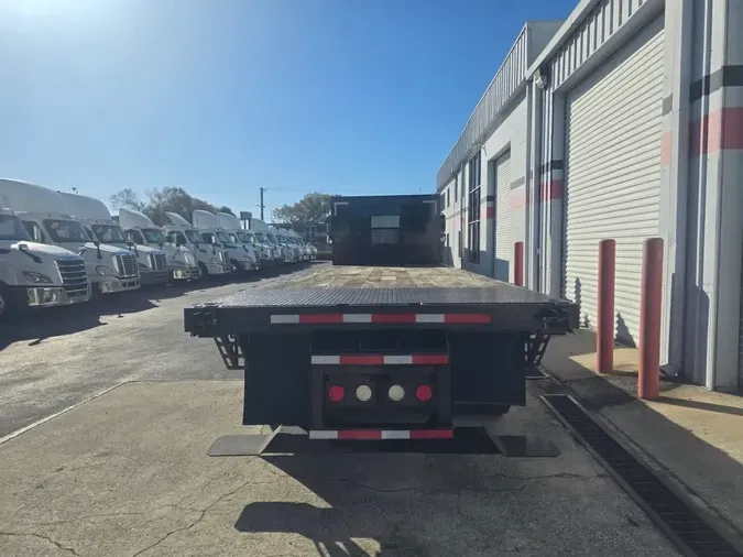 2018 FREIGHTLINER/MERCEDES M2 106