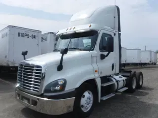 2016 Freightliner CASCADIA 125