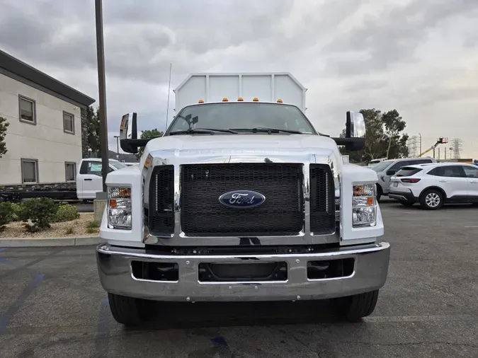 2022 Ford F-650