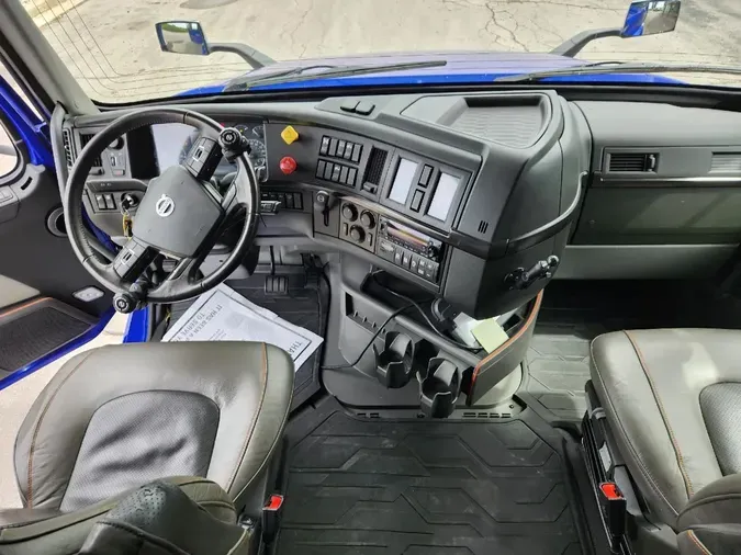 2023 VOLVO VNL64T8608d5d538ab5c925dfdb04a95f9eadfe8d