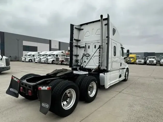 2021 Freightliner Cascadia8d633ef7cce4e312686b1a557b55e309