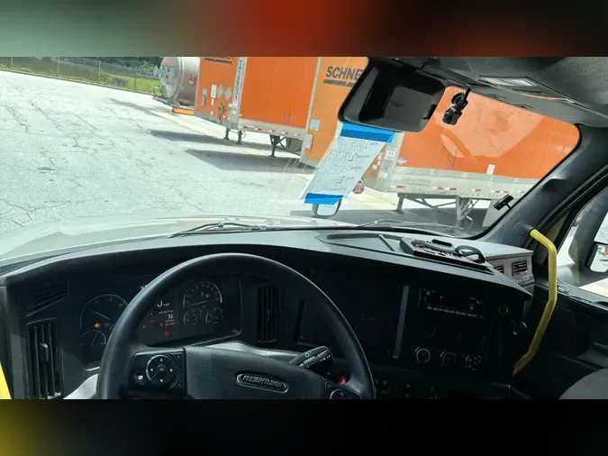 2024 Freightliner Cascadia