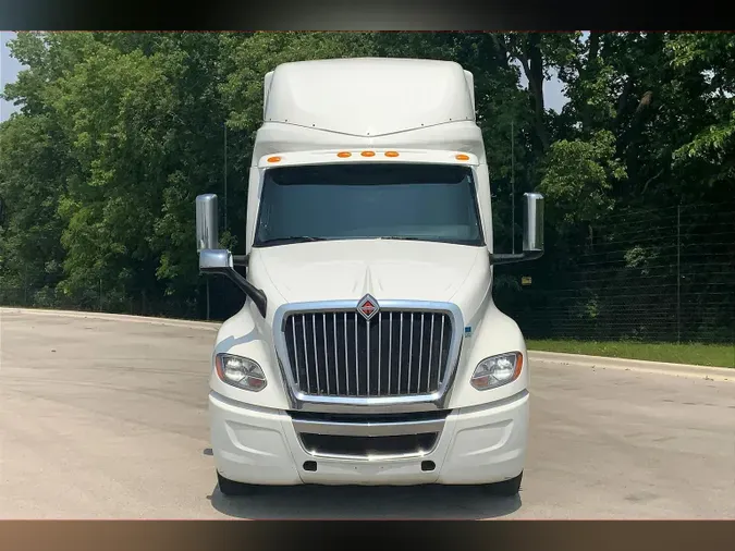 2023 INT LT625 6x4