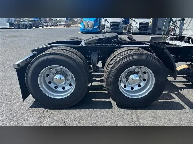 2020 FREIGHTLINER CASCADEVO1
