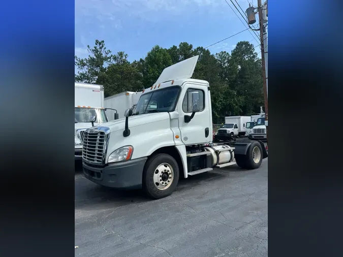 2019 FREIGHTLINER/MERCEDES CASCADIA 125