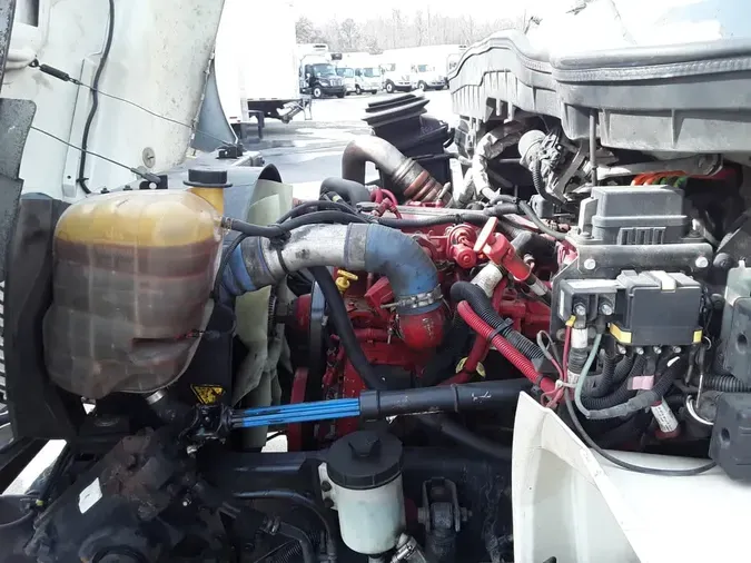 2019 NAVISTAR INTERNATIONAL 4300