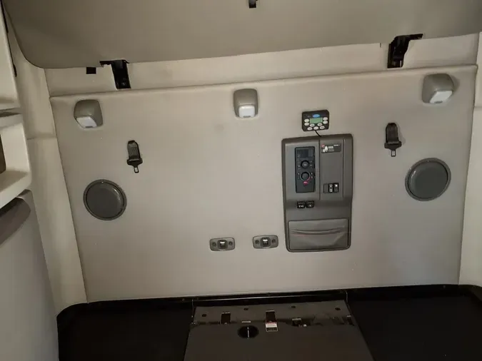 2021 VOLVO VNL64T-760