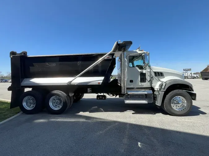 2024 MACK Granite