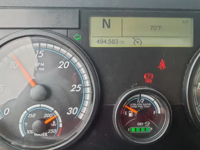 2018 FREIGHTLINER/MERCEDES CASCADIA 1258d741697c8f53767f41002c2857214eb