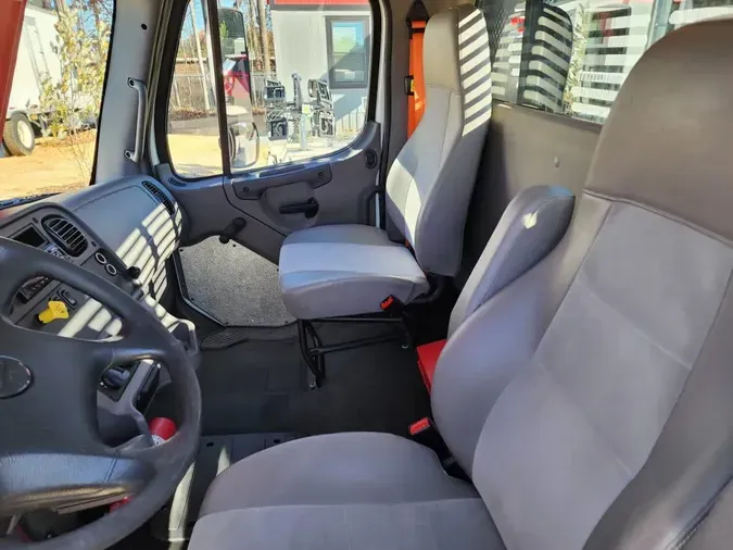 2018 FREIGHTLINER/MERCEDES M2 1068d7451ccd2456593a03c9f34f5f65c71