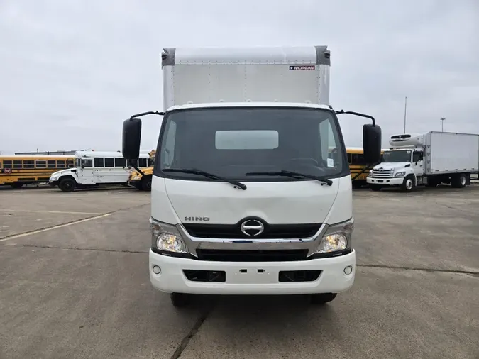 2017 Hino 195