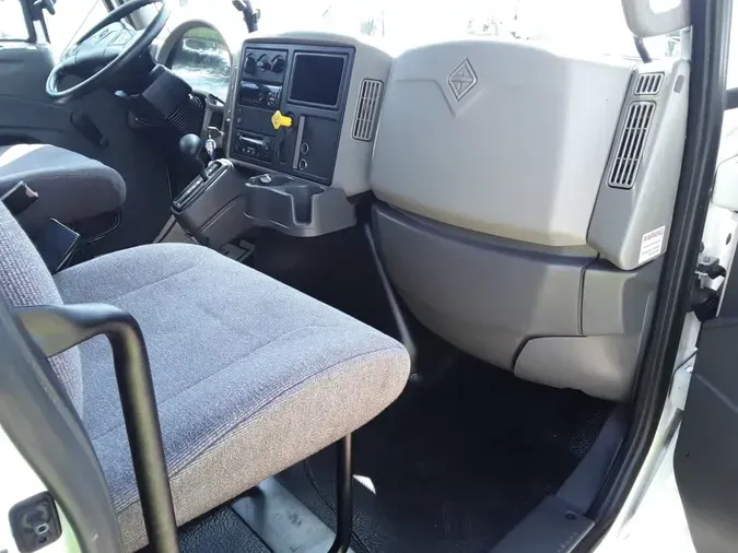 2019 NAVISTAR INTERNATIONAL 4300