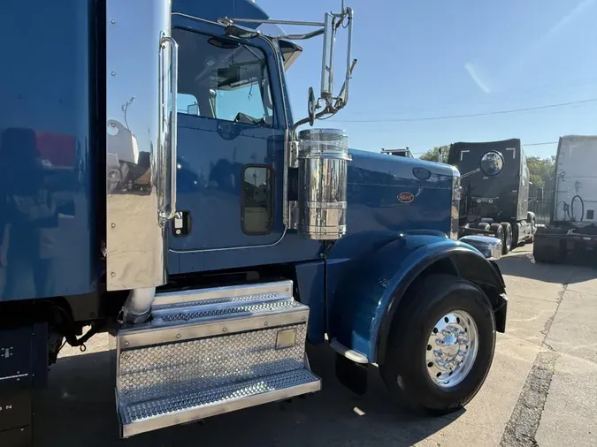 2022 Peterbilt 3898d7cdd8353334e83a7e8a20856747ac4