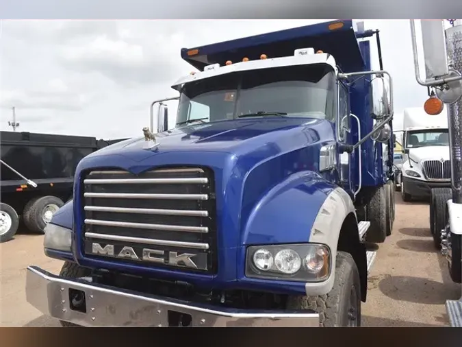 2009 MACK GRANITE GU713