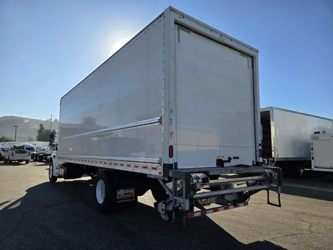 2021 Freightliner Business Class M2 106