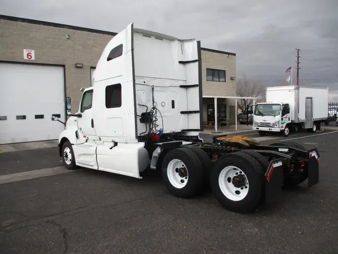 2019 NAVISTAR INTERNATIONAL LT625 SLPR CAB