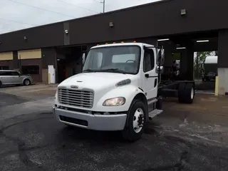 2020 FREIGHTLINER/MERCEDES M2 106