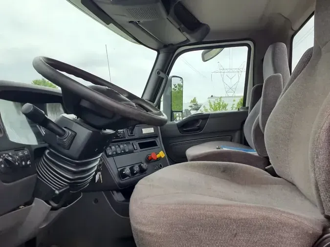 2019 NAVISTAR INTERNATIONAL RH613 DAYCAB S/A8d88a3f89d699d05fe98787a8f01269c