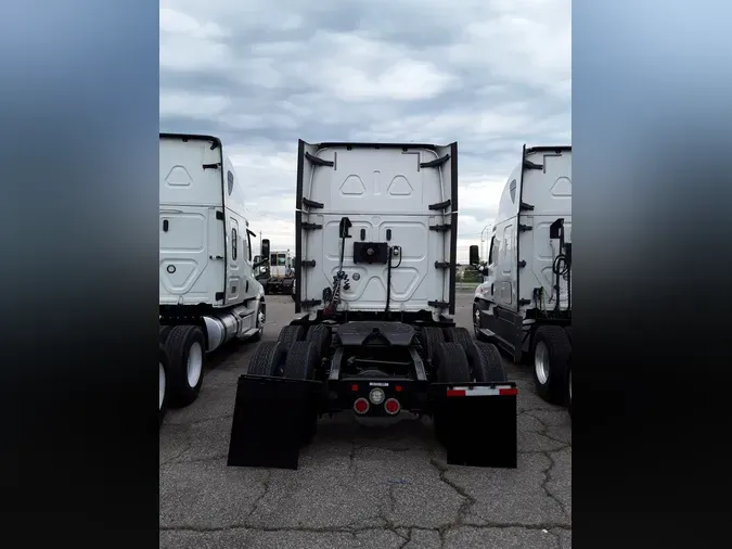 2019 FREIGHTLINER/MERCEDES CASCADIA 125