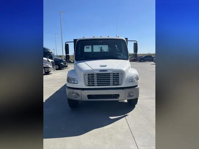 2021 Freightliner Business Class M2 106
