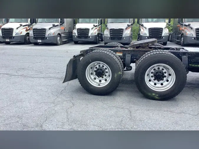 2019 Freightliner Cascadia 1258d8bec0df298674c79351881f4e0d8ca