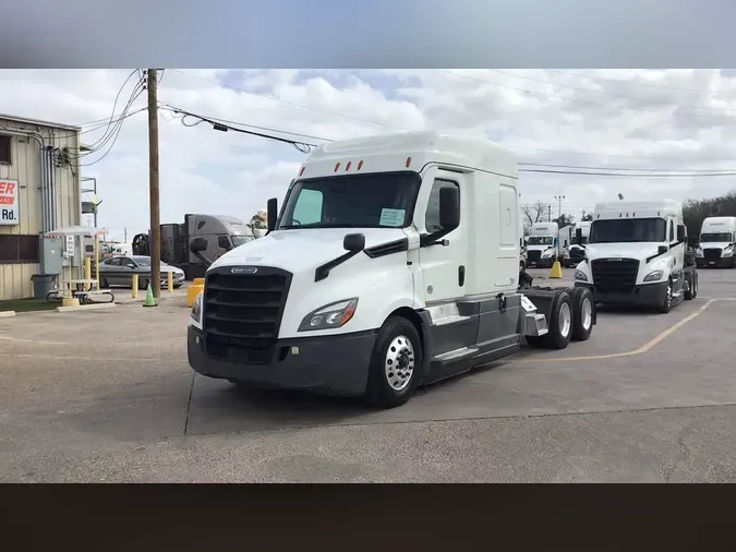 2022 Freightliner Cascadia 1268d8d4a0dde033248d7eefaf2bd984919