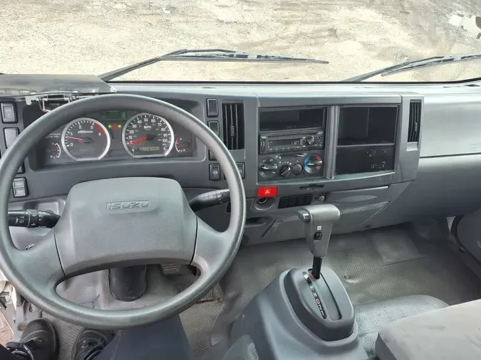 2019 ISUZU NPR HD