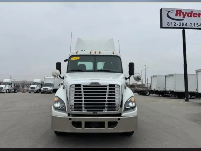2019 FREIGHTLINER/MERCEDES CASCADIA 125
