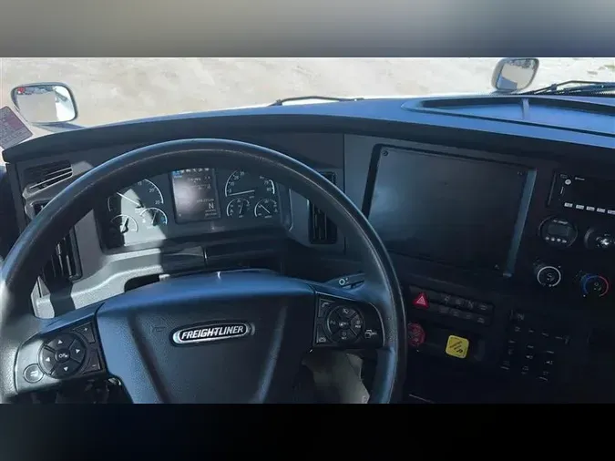 2023 FREIGHTLINER CA126