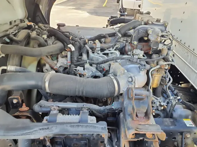 2019 ISUZU NPR HD