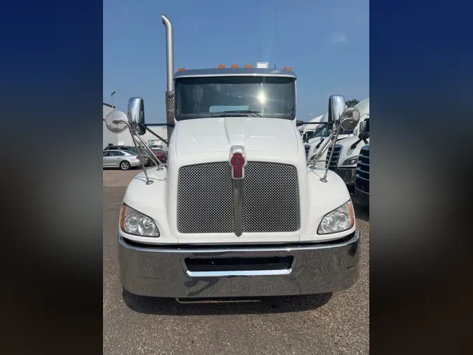 2022 KENWORTH TRUCKS T-3708d933b36e3ea017801ebcc74fde8cfe1