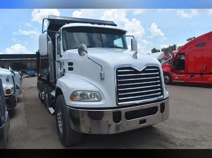 2017 MACK PINNACLE CXU612