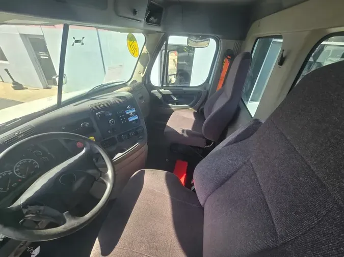 2019 FREIGHTLINER/MERCEDES CASCADIA 125