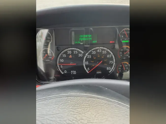 2019 FREIGHTLINER/MERCEDES M2 106