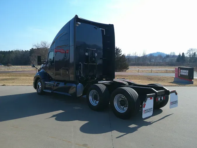 2020 Kenworth T680