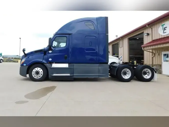 2020 Freightliner Cascadia