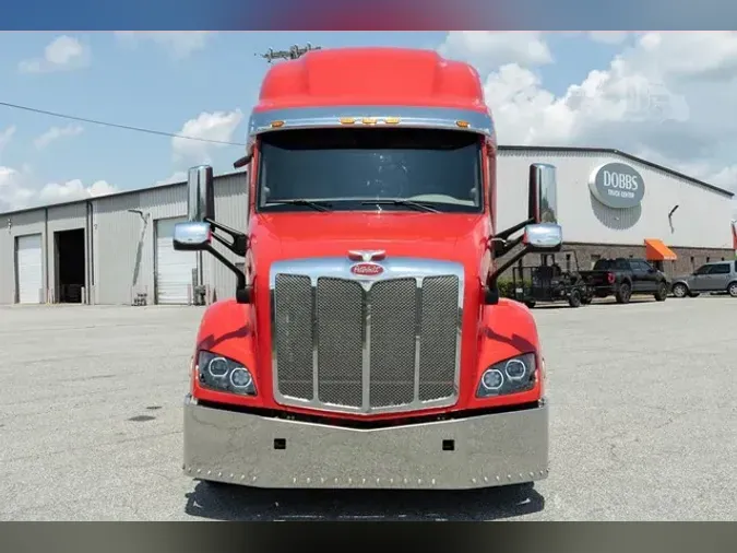 2021 PETERBILT 579