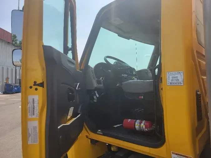 2019 International 4300