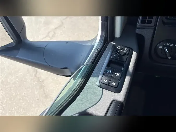2022 INTERNATIONAL LT625
