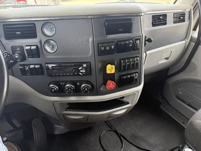 2021 Peterbilt 579