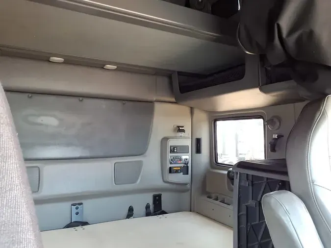 2019 NAVISTAR INTERNATIONAL LT625 SLPR CAB8da0dfea9fde65b729c5149a64994d14