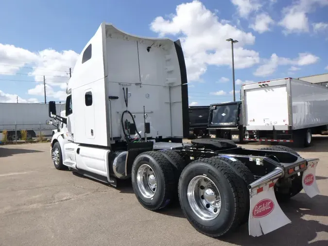 2022 Peterbilt 579